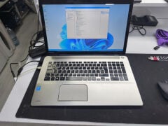 N173HGE-E21 C3 17.3 30 Pin Standart Kasa Ekran 1920-1080P FHD