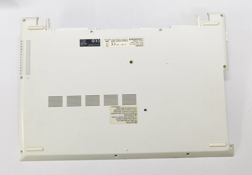 Toshıba C55-C C50-C L50-C L50D-C P50-C Alt Kasa