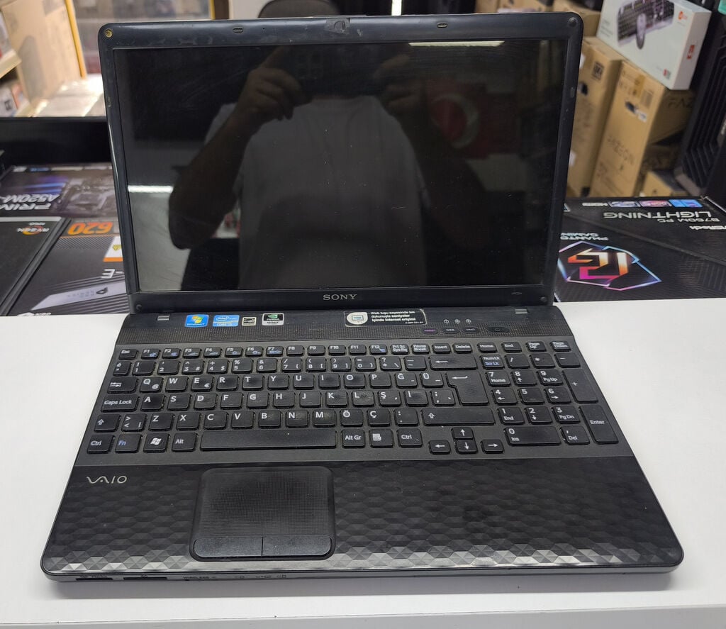 Sony PCG-71811M VPCEH Anakart Ekran Kasa