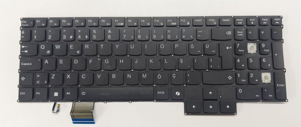 Lenovo LOQ 15IRX9 15IAX9I 15IAX9 15ARP9 15AHP9 (83DV, 83FQ, 83GS) Orijinal Klavye Kusurlu SN21P29197