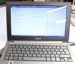 Asus Zenbook UX21E Lcd Ekran Set