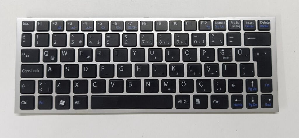 Sony VPCY PCG-31311M Orijinal Klavye 9Z.N5USW.00T