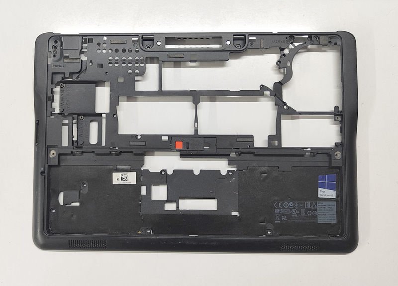Dell Latitude E7240 7240 P22S Orijinal Alt Kasa