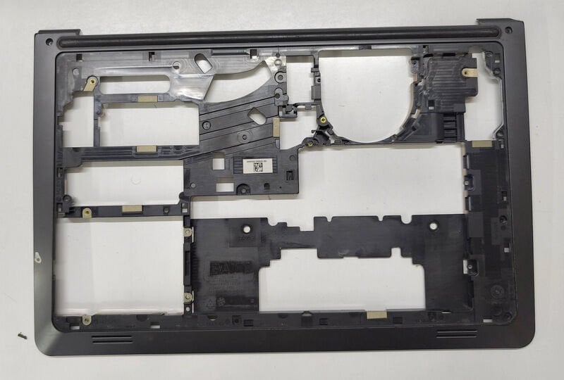 Dell Latitude 3550 L3550 P38F Orijinal Alt Kasa