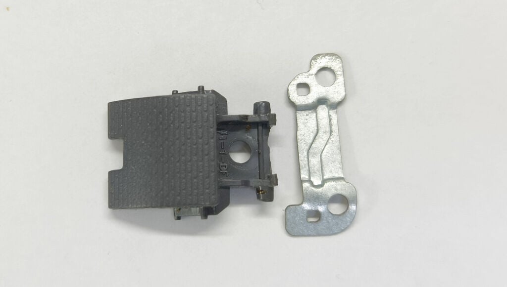 HP 15-DA 15-DB 15-DR 250 G7 255 G7 256 G7 TPN-C135 TPN-C136 Orijinal Ethernet Kapağı Gri