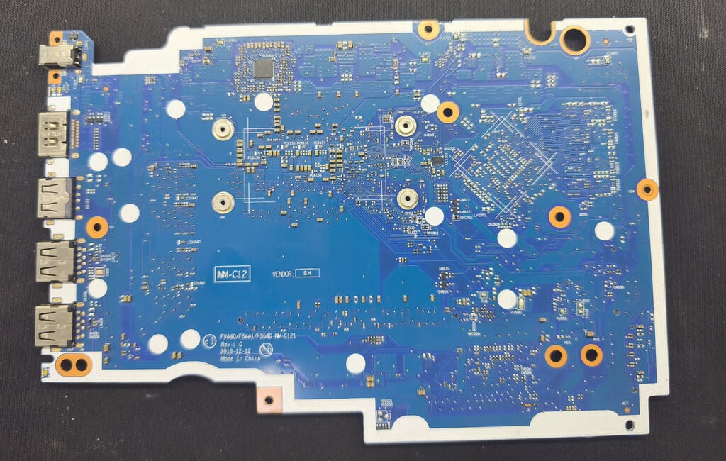 Lenovo  Arızalı Anakart NM-C121