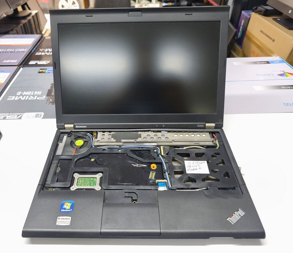 Lenovo Thinkpad X220 X220İ Orijinal Anakart Ekran ve Kasa i5-2520M