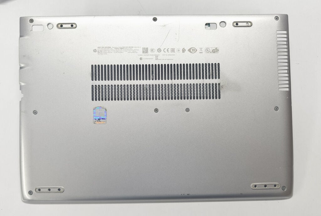 HP Probook 640 G4 645 G4 HSN-114C-4 640 G5 645 G4 HSN-I26C 640 G7 645 G7 Orijinal Alt Kasa Kusurlu