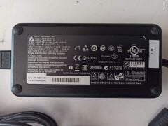 Casper Excalibur G850 G860 G7K G7700 Orijinal Standar Uç Şarj Aleti ADP-150TB B 19V 7.9A 150W 5.5*2.5mm