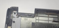 Dell Latitude 3410 E3410 P129G Orijinal Alt Kasa Kusurlu