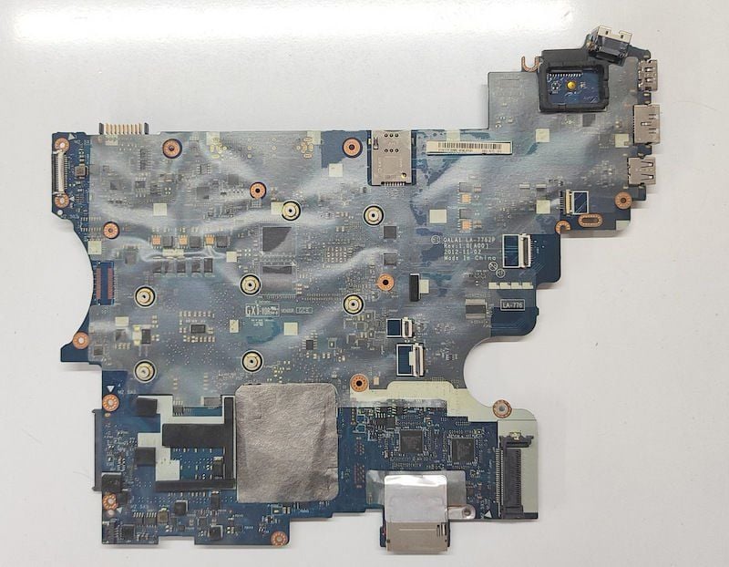 Dell Latitude P19F Orijinal NVIDIA NVS 5200M Anakart QALA1 LA-7762P