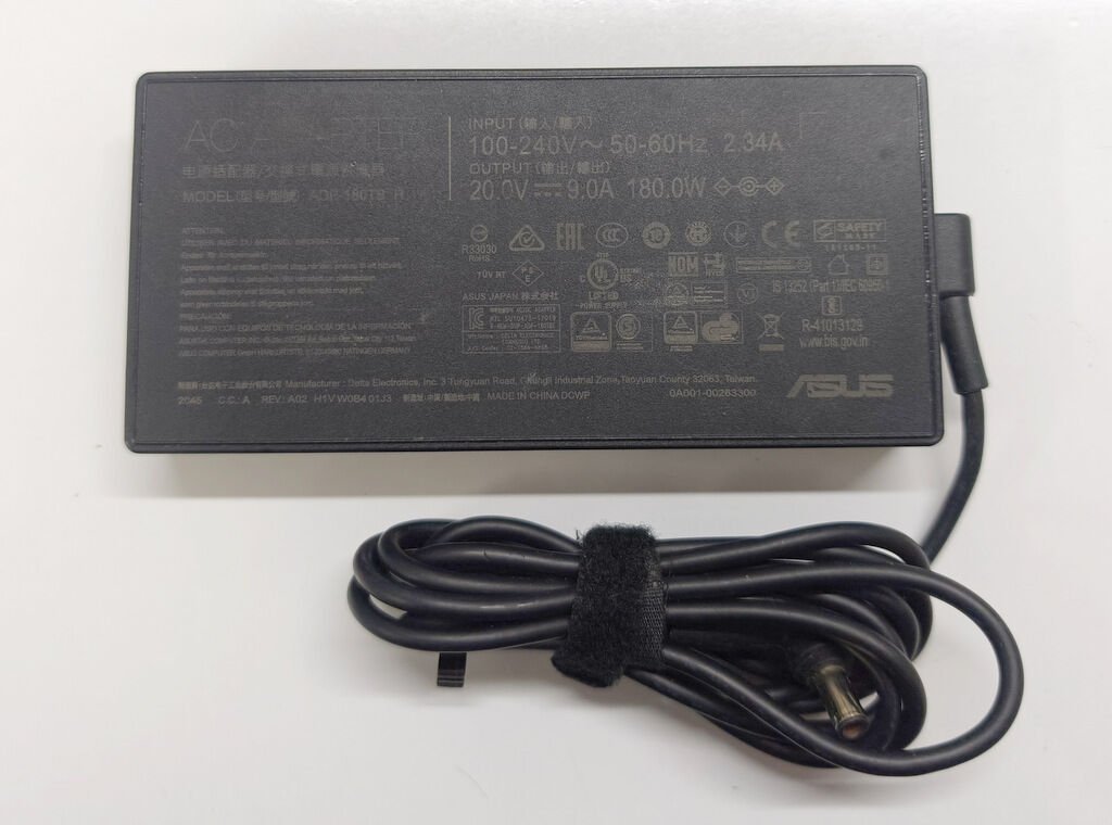 Asus TUF Orijiinal Şarj Aleti ADP-180TB H 180W 6.0 3.7MM 20V 9A