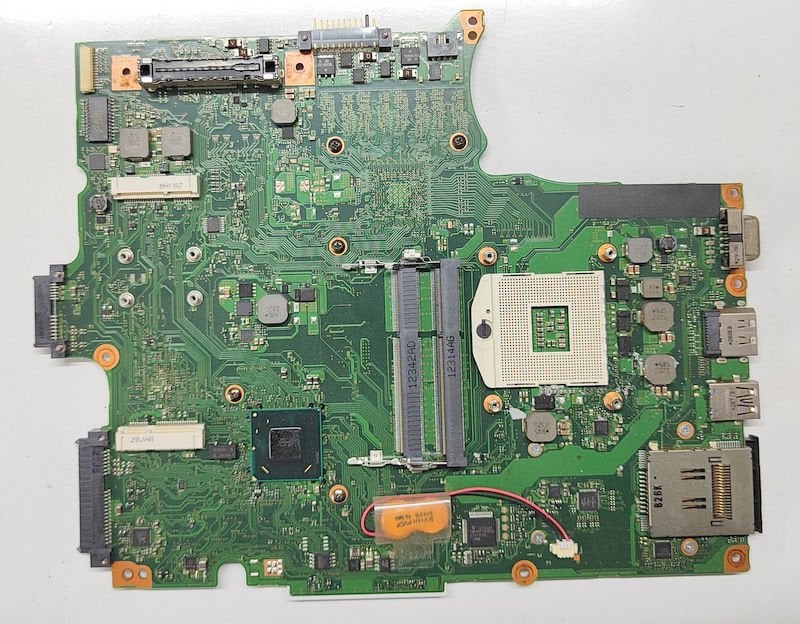 Toshiba Tecra R950 Orijinal Anakart