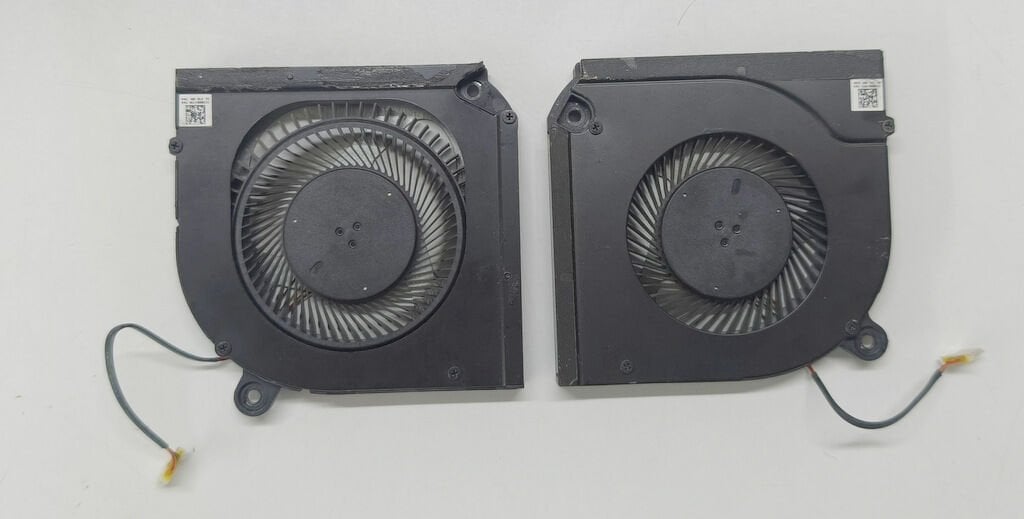 Acer Nitro AN517-42 AN517-55 N22C2 17 İnç Orijinal Fan Sağ Sol Set